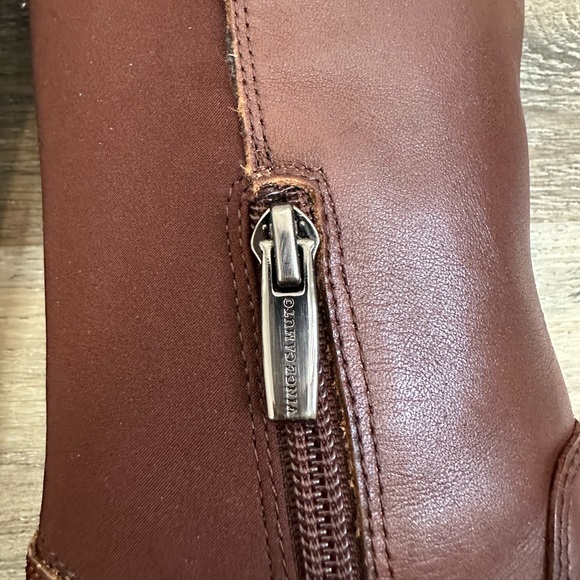 Vince Camuto Prolanda Chain Detail Block Heel Knee High Boots RED MAHOGANY Size7 - Picture 5 of 11